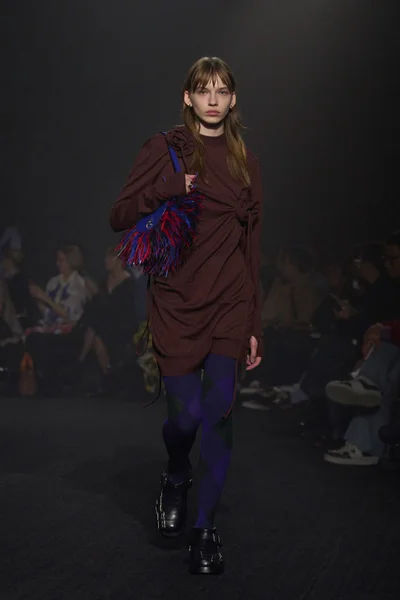 Look 44